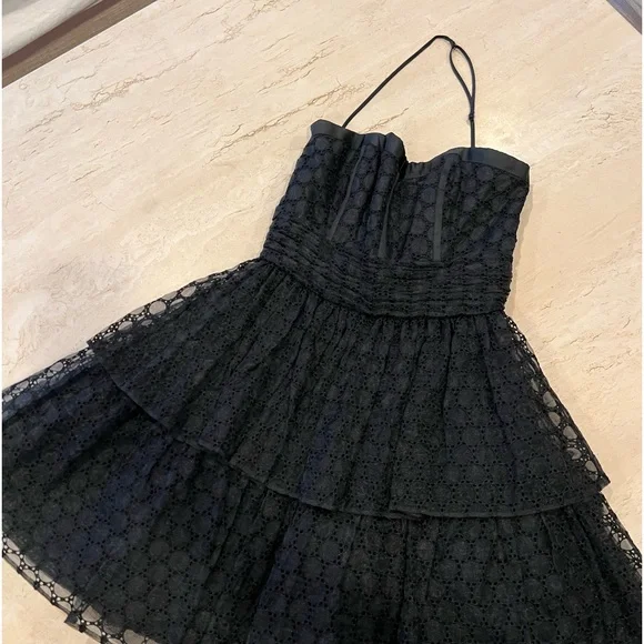 Vintage Betsy Johnson Black Strapless w removable “halter” strap - Picture 5 of 16